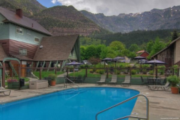 Hotel Twin Peaks Lodge & Hot Springs (Ouray)